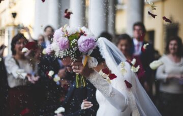 年末年始(2022年→2023年)に結婚を発表した芸能人【まとめ】