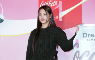 次世代スター!NewJeansミンジはなぜ3ヶ国語話せる?