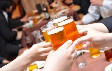飲み会や宴会で!簡単なのにウケる!覚えておくと便利なおすすめ一発芸4選!