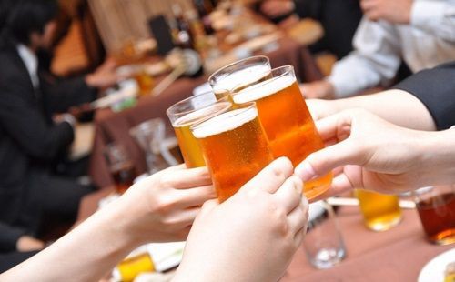 飲み会や宴会で！簡単なのにウケる！覚えておくと便利なおすすめ一発芸4選！